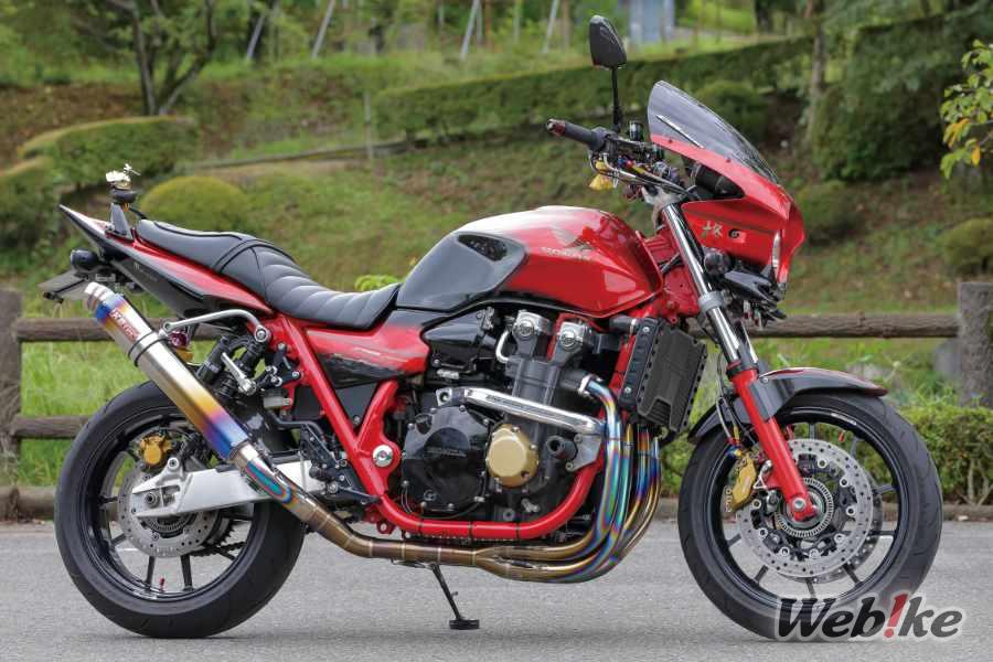 La fusion miraculeuse de la CB et de la ZRX : la CB1300SF Custom