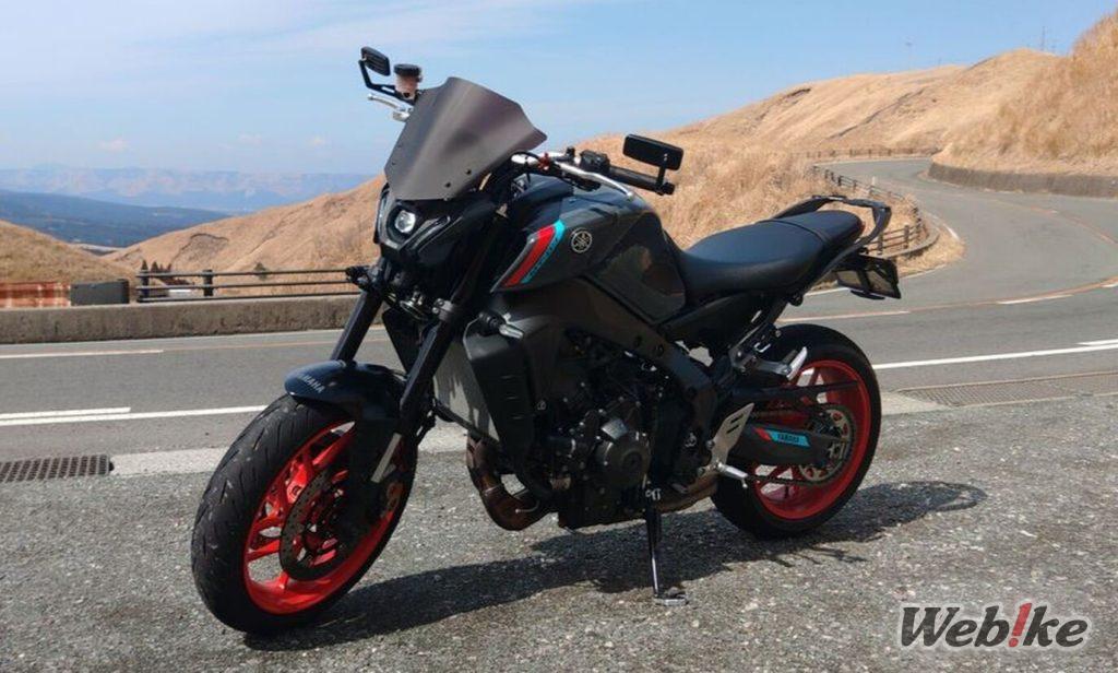 Expérience de conduite améliorée : YAMAHA MT-09 (FZ-09) Custom