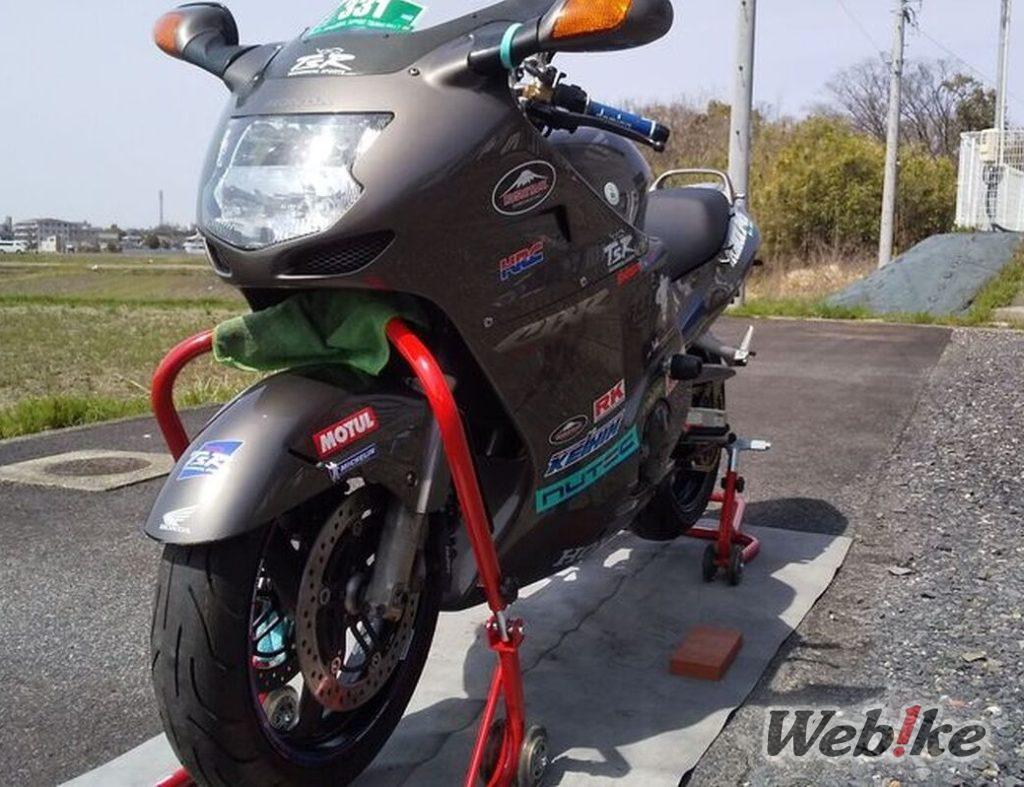 Une évolution sans fin : HONDA CBR1100XX SUPER BLACKBIRD Custom