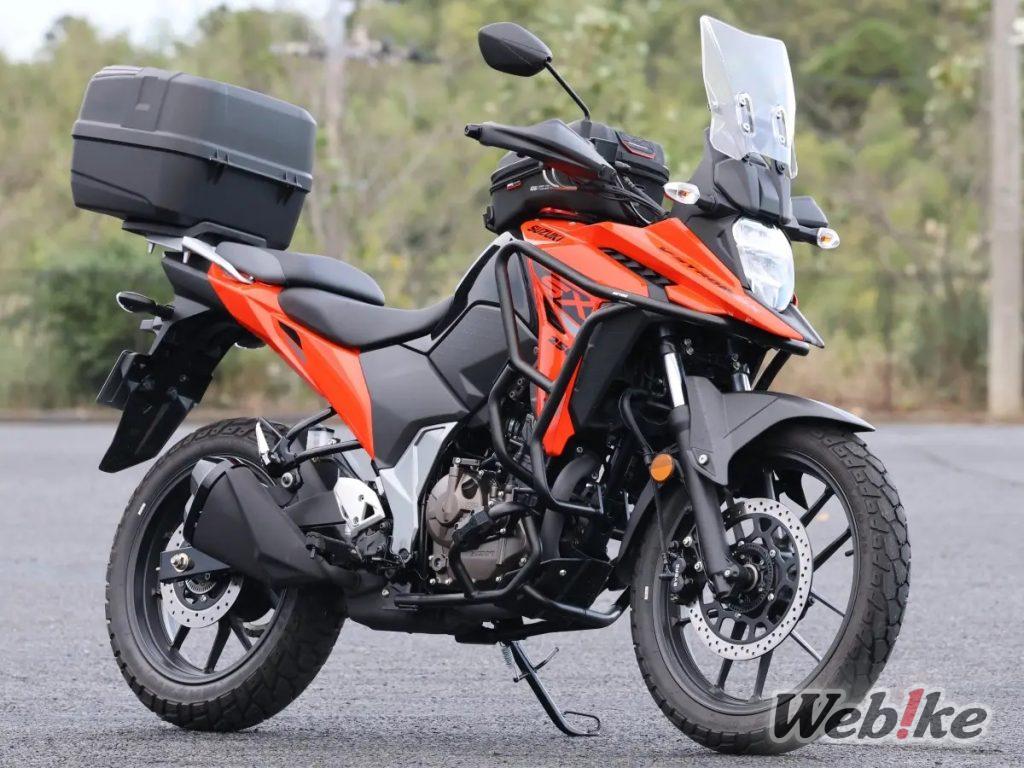 V-Strom 250SX entièrement personnalisée avec des produits DAYTONA ! Transformée en moto de démonstration avec une sensation plus aventureuse !